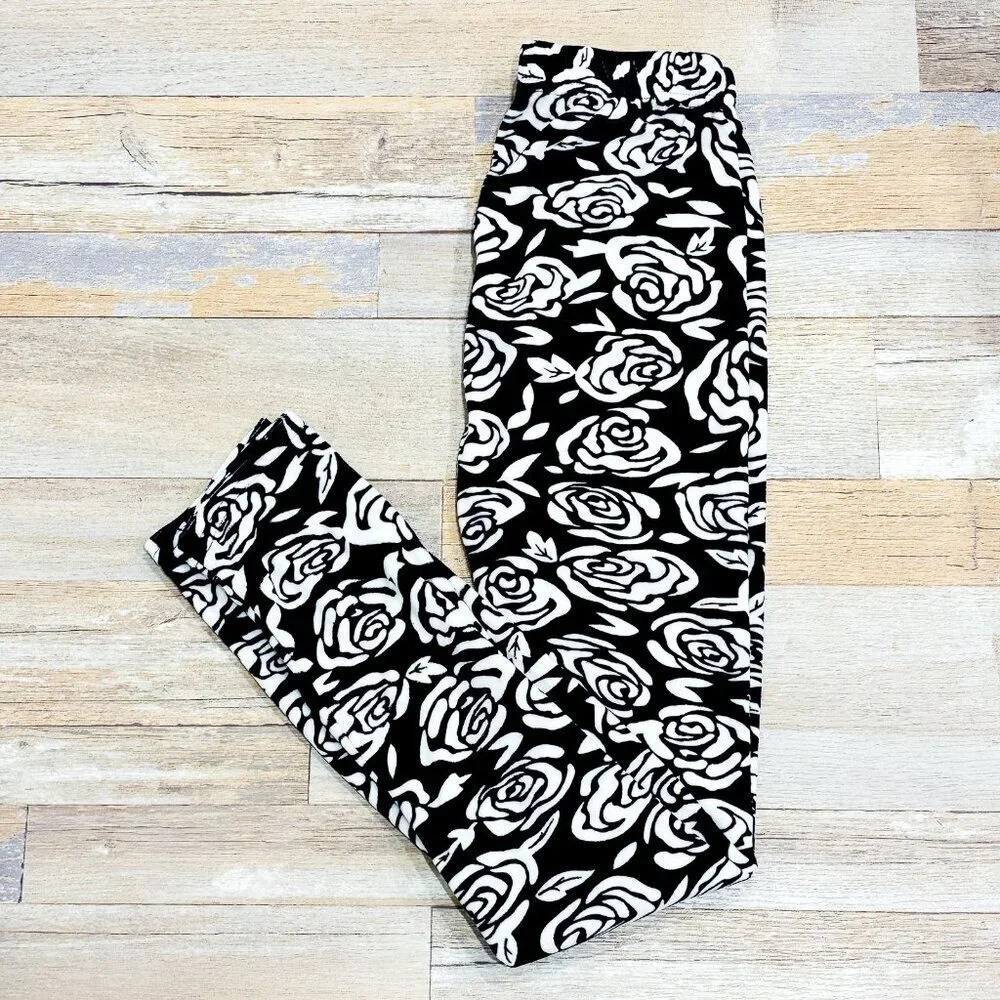 CHERIE BLISS Black  floral‎ teddy leggings